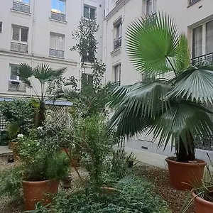 Apartamento Arc De Triomphe Champs Elysees, París